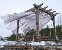 Пергола с подвесной кроватью